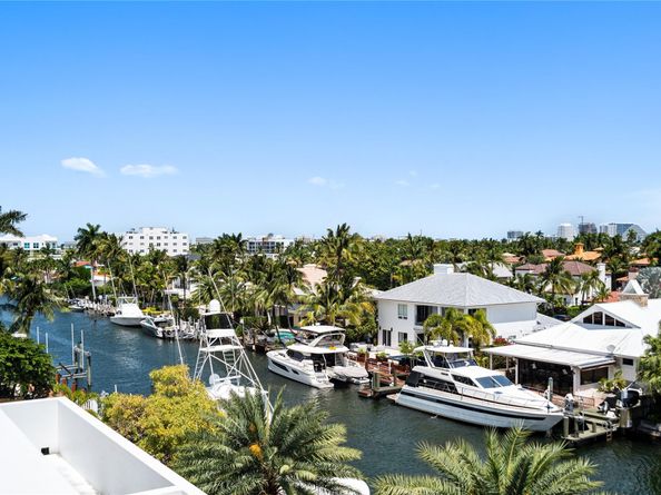 500 Isle Of Capri Dr, Fort Lauderdale FL 33301