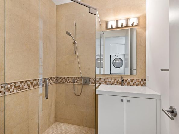 500 Isle Of Capri Dr, Fort Lauderdale FL 33301