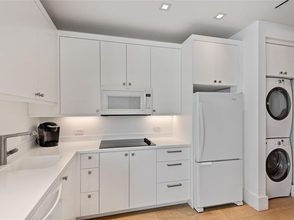 500 Isle Of Capri Dr, Fort Lauderdale FL 33301