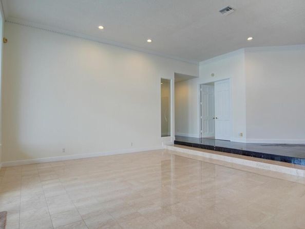 1823 SW 17th Street, Boca Raton FL 33486