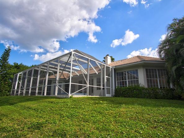 1823 SW 17th Street, Boca Raton FL 33486