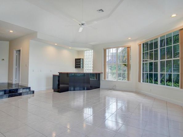 1823 SW 17th Street, Boca Raton FL 33486