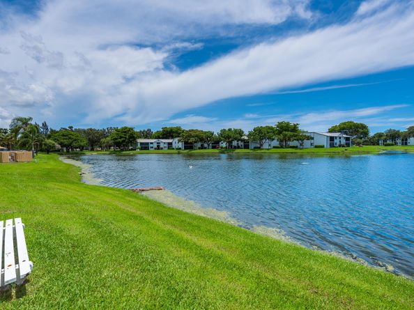 15451 Pembridge Drive 217, Delray Beach FL 33484