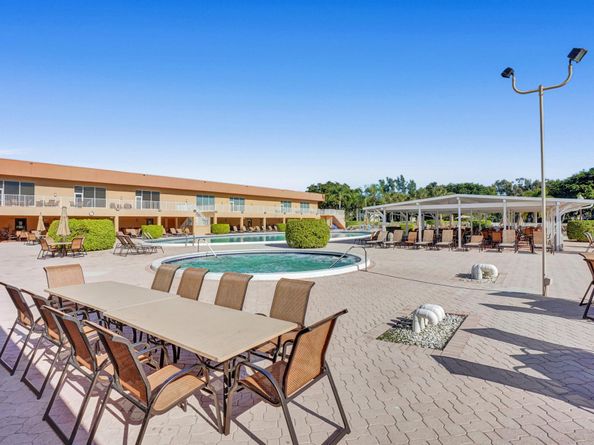15451 Pembridge Drive 217, Delray Beach FL 33484
