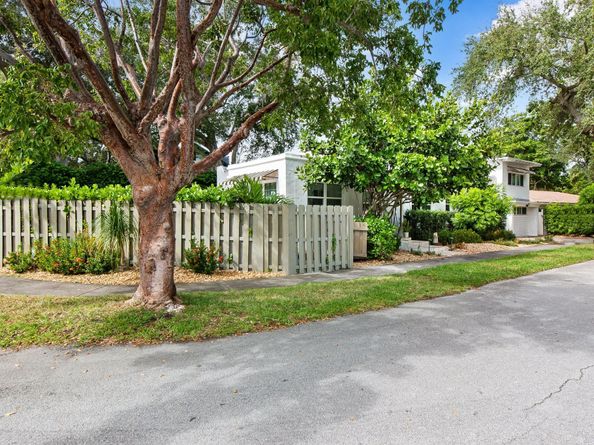 615 SE 11th Ave, Fort Lauderdale FL 33301