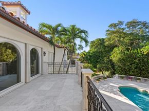 5 Via Sunny, Palm Beach FL 33480