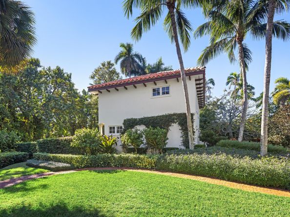 5 Via Sunny, Palm Beach FL 33480