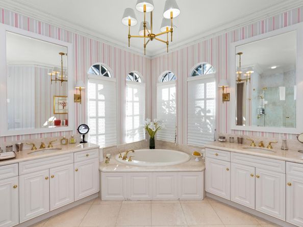 5 Via Sunny, Palm Beach FL 33480