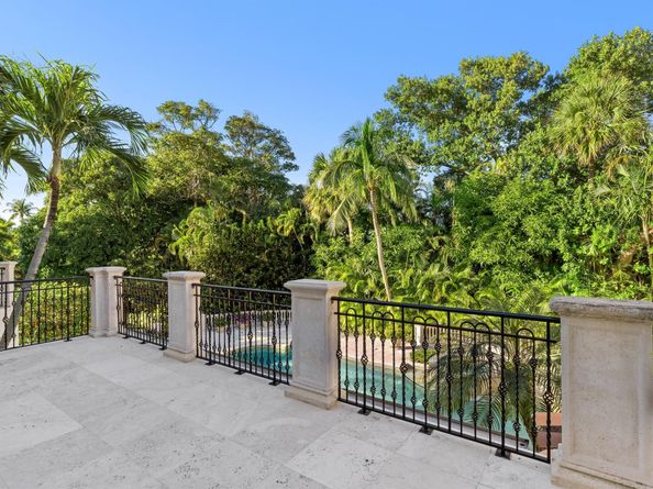 5 Via Sunny, Palm Beach FL 33480