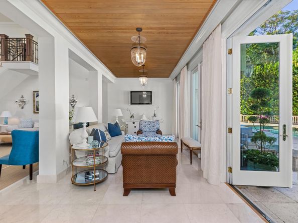 5 Via Sunny, Palm Beach FL 33480