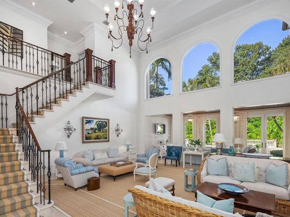 5 Via Sunny, Palm Beach FL 33480