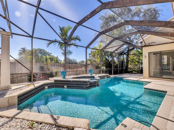 10138 Lexington Estates Blvd, Boca Raton FL 33428