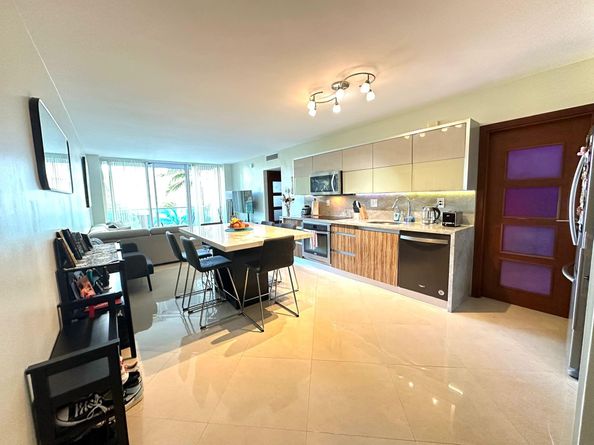 4001 S Ocean Dr 3H, Hollywood FL 33019