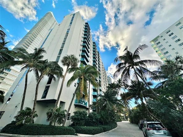 4001 S Ocean Dr 3H, Hollywood FL 33019
