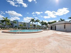 1058 Exeter D 1058, Boca Raton FL 33434