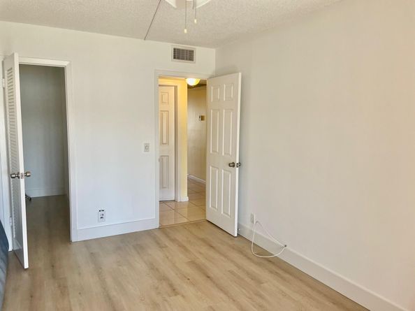 1058 Exeter D 1058, Boca Raton FL 33434