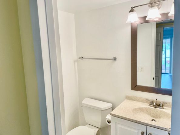 1058 Exeter D 1058, Boca Raton FL 33434
