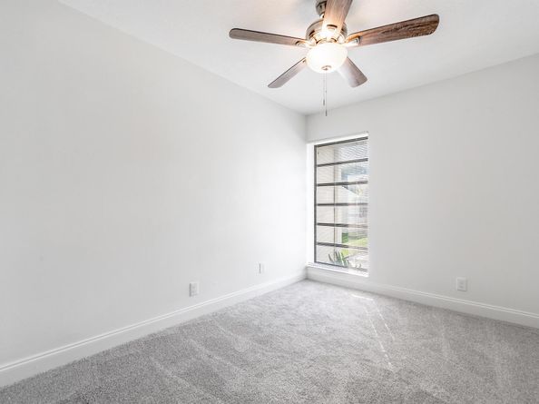 1185 NW 98th Terrace 133, Pembroke Pines FL 33024
