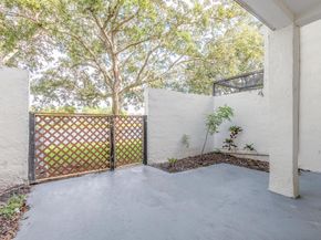 1185 NW 98th Terrace 133, Pembroke Pines FL 33024