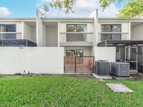 1185 NW 98th Terrace 133, Pembroke Pines FL 33024