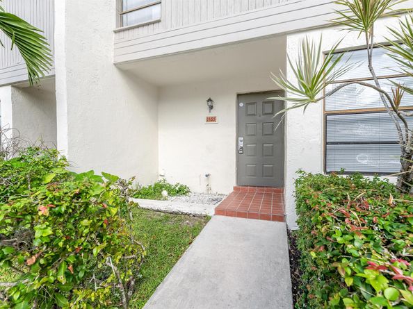 1185 NW 98th Terrace 133, Pembroke Pines FL 33024