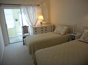 3322 Cynthia Lane 106, Lake Worth Beach FL 33461