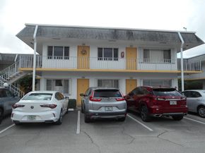 3322 Cynthia Lane 106, Lake Worth Beach FL 33461