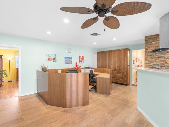 1729 NW 36th Ct, Oakland Park FL 33309