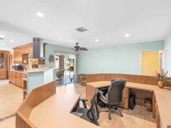 1729 NW 36th Ct, Oakland Park FL 33309