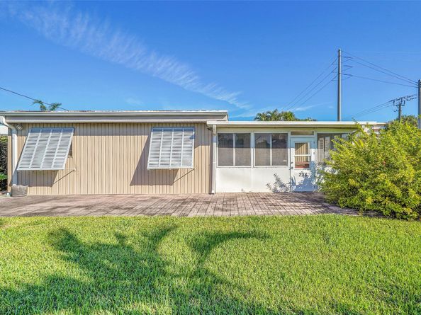 238 SE 3rd St, Dania Beach FL 33004