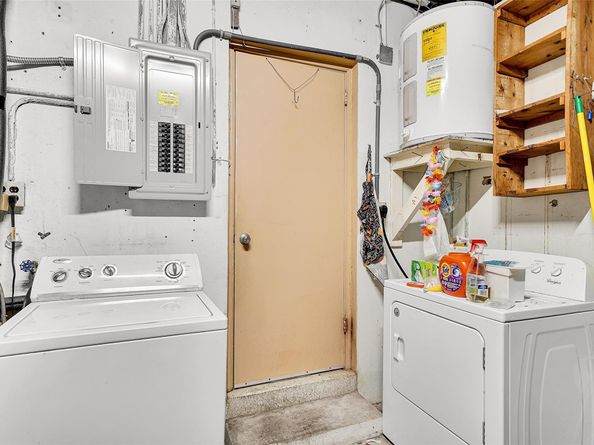 238 SE 3rd St, Dania Beach FL 33004