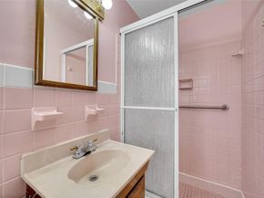 238 SE 3rd St, Dania Beach FL 33004