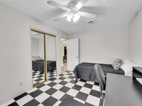 238 SE 3rd St, Dania Beach FL 33004