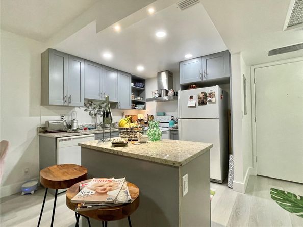 Undisclosed Address #FX-10490604, Pompano Beach FL 33060