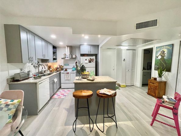 Undisclosed Address #FX-10490604, Pompano Beach FL 33060