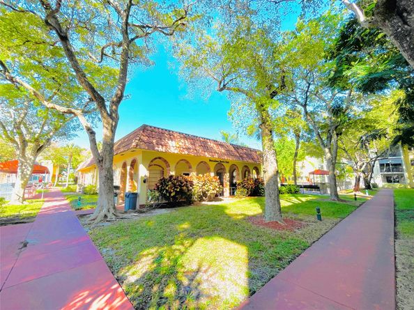 Undisclosed Address #FX-10490604, Pompano Beach FL 33060