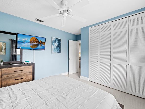 2645 SE 3rd St, Pompano Beach FL 33062