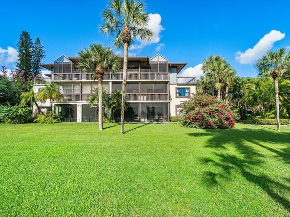 13362 Polo Road W 101, Wellington FL 33414