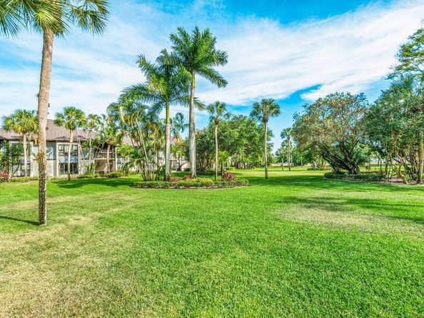 13362 Polo Road W 101, Wellington FL 33414