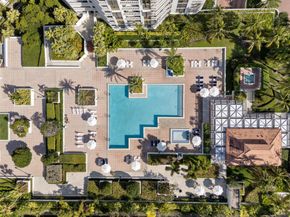 1000 E Island Blvd 807, Aventura FL 33160