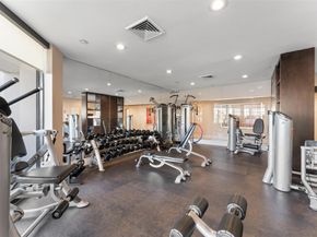 1000 E Island Blvd 807, Aventura FL 33160