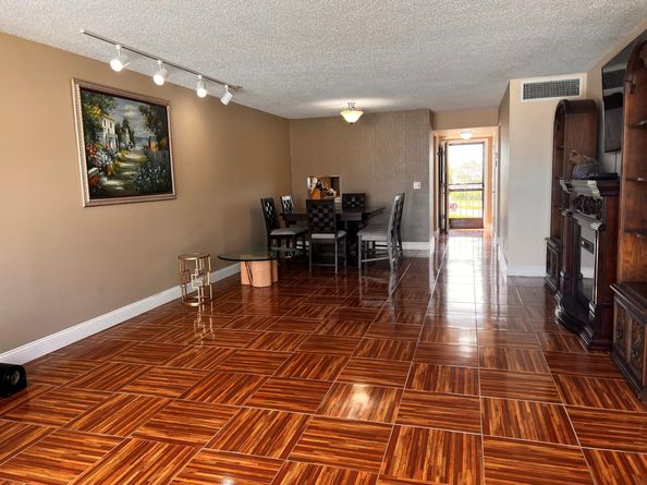 4070 Tivoli Court 202, Lake Worth FL 33467