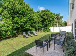 825 SW 14th St, Fort Lauderdale FL 33315