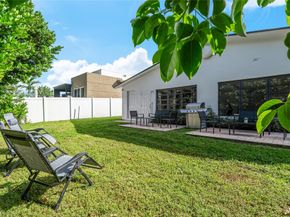 825 SW 14th St, Fort Lauderdale FL 33315