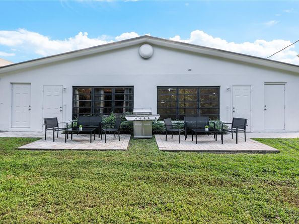 825 SW 14th St, Fort Lauderdale FL 33315