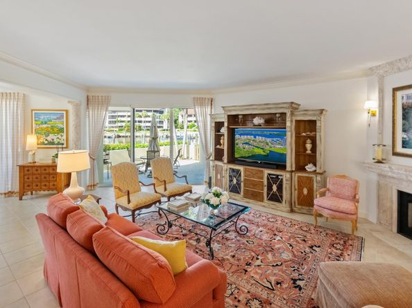 1141 Marine Way E Hth, North Palm Beach FL 33408