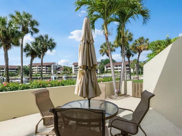 1141 Marine Way E Hth, North Palm Beach FL 33408