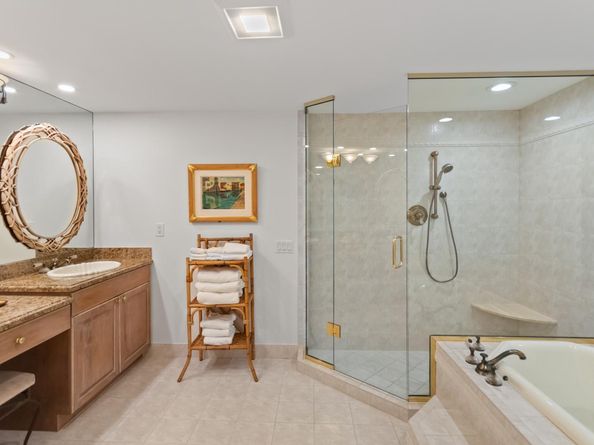1141 Marine Way E Hth, North Palm Beach FL 33408