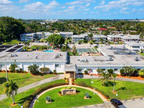 2840 Lake Osborne Drive 109, Lake Worth Beach FL 33461