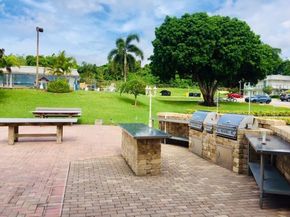 2840 Lake Osborne Drive 109, Lake Worth Beach FL 33461